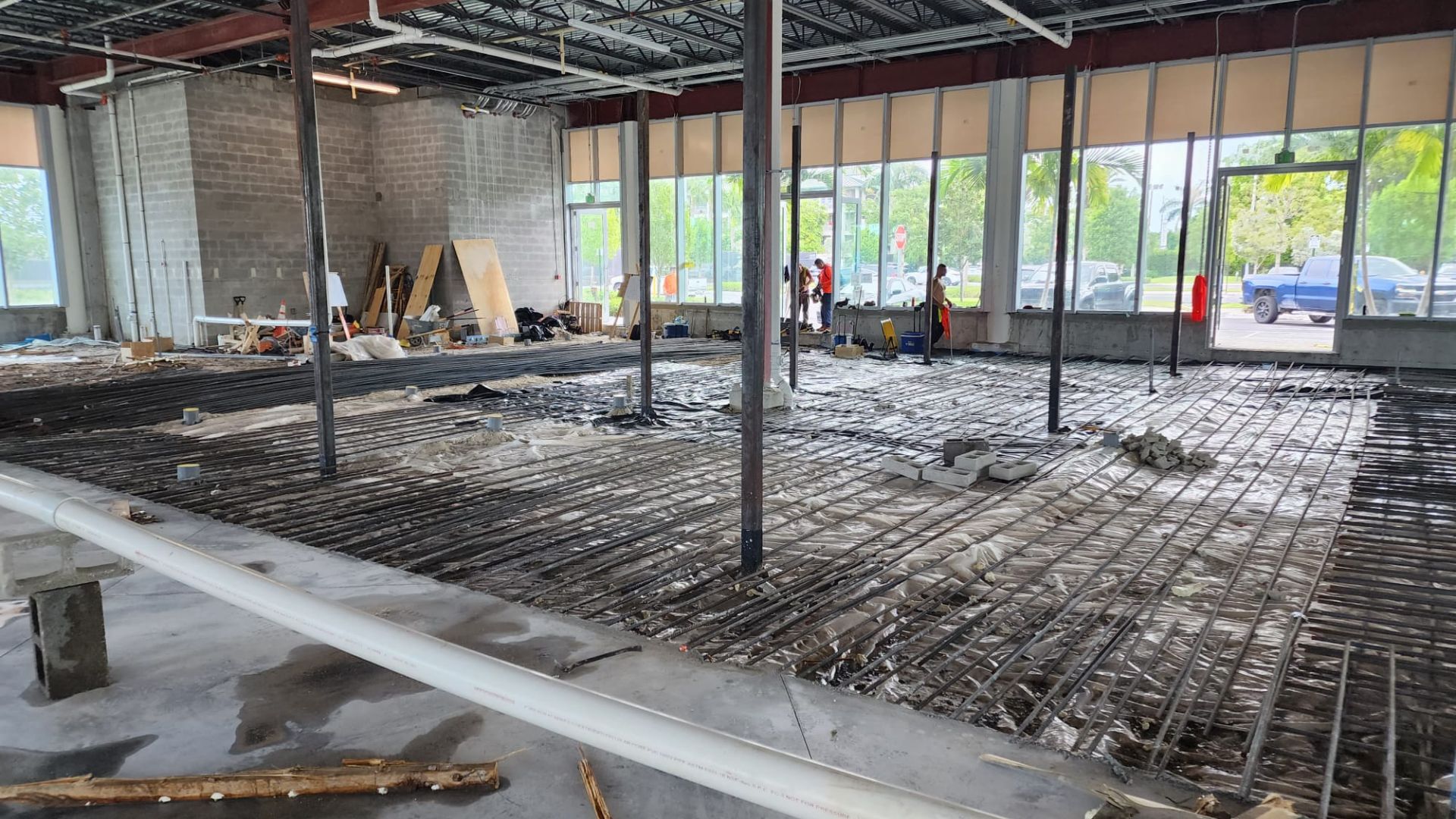 $busdet['0']['business_fullname']